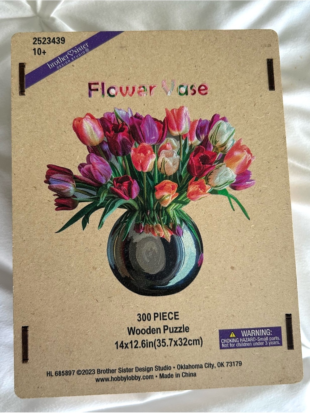 Wooden Puzzle “flower vase” 300 piece